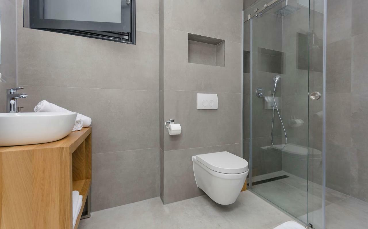 Apartments Villa Adriana II Srima Ngoại thất bức ảnh
