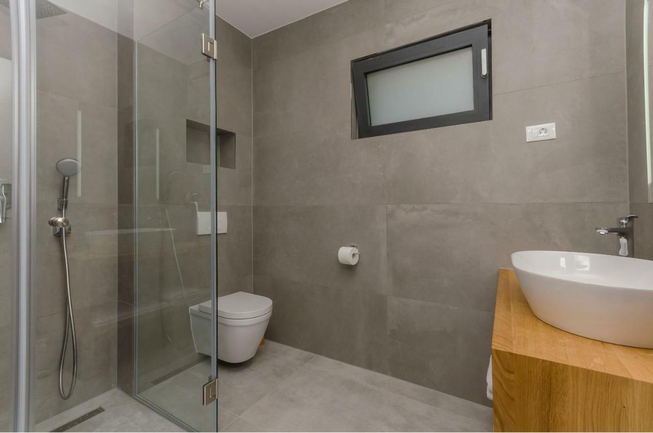 Apartments Villa Adriana II Srima Ngoại thất bức ảnh